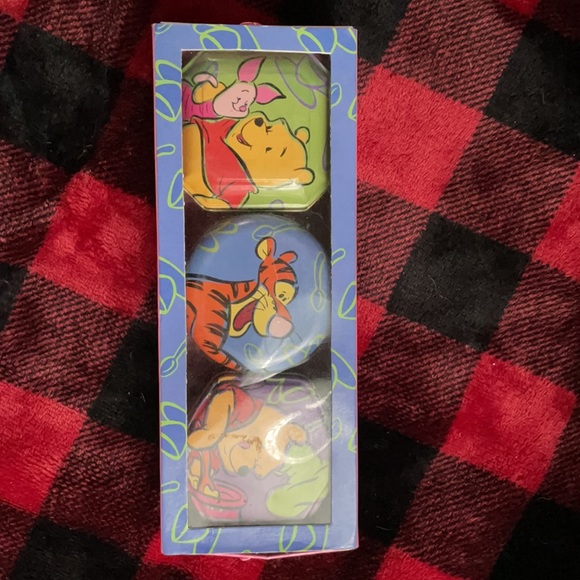 3 brand new winnie the pooh candles - Picture 2 of 8